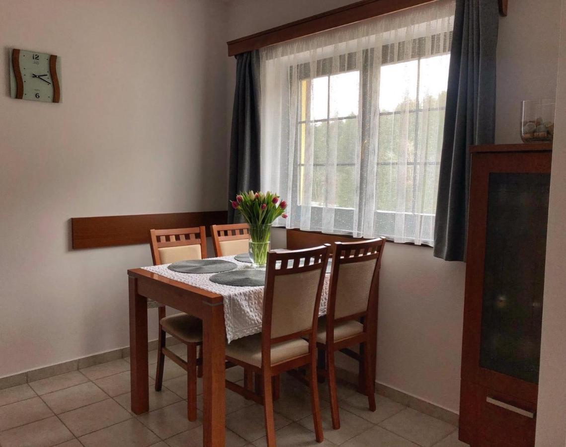 רוז'ומברוק Apartman Renata 10 מראה חיצוני תמונה